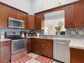 7040 Golf Pointe Circle, Tamarac FL 33321