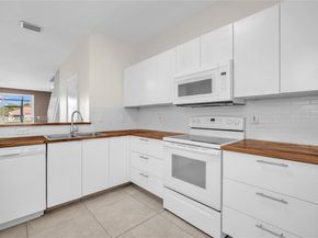 3698 San Simeon Circle, Weston FL 33331