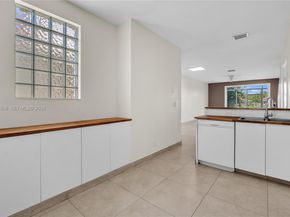 3698 San Simeon Circle, Weston FL 33331
