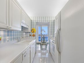 1801 S Flagler Drive 1708, West Palm Beach FL 33401
