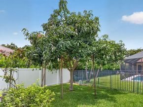 2931 NW 25th Way, Boca Raton FL 33434