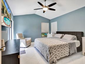 54 Cedar Circle, Boynton Beach FL 33436