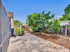 54 Cedar Circle, Boynton Beach FL 33436
