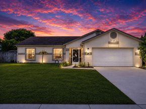 54 Cedar Circle, Boynton Beach FL 33436