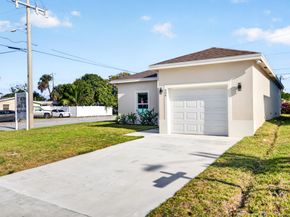 402 NW 12th Avenue, Boynton Beach FL 33435