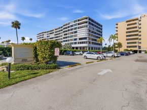 3581 S Ocean Boulevard Apt 4e, South Palm Beach FL 33480
