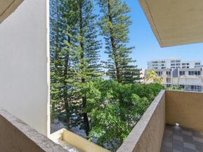 3581 S Ocean Boulevard Apt 4e, South Palm Beach FL 33480