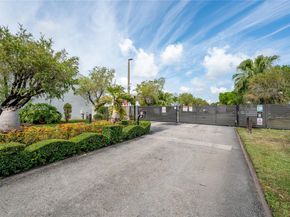 8010 SW 152nd Avenue 211, Miami FL 33193
