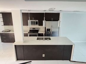 8195 NW 8th Manor 3, Plantation FL 33324