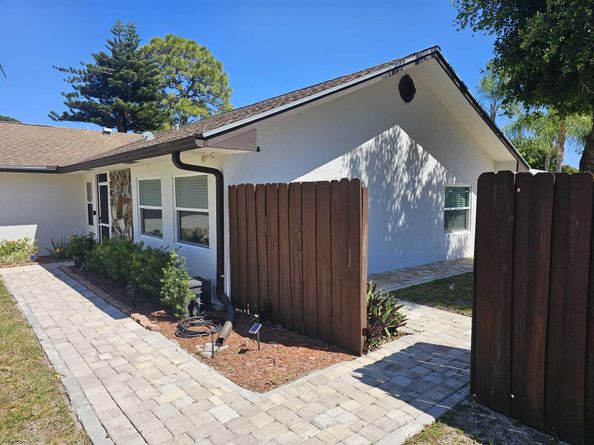 109 Gibraltar Street, Royal Palm Beach FL 33411