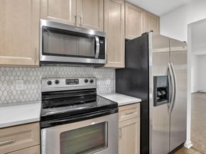 2491 SW 82nd Avenue 108, Davie FL 33324