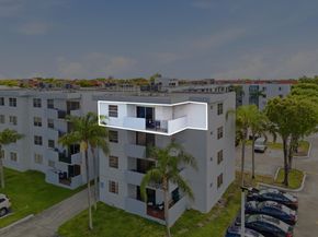 1221 SW 122nd Avenue 401, Miami FL 33184
