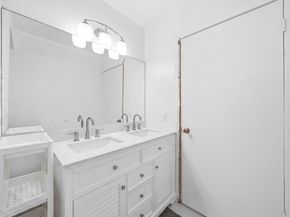 1221 SW 122nd Avenue 401, Miami FL 33184
