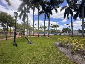 6633 NW 178th Terrace, Hialeah FL 33015