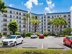 4640 W Lucerne Lakes Blvd W 205, Lake Worth FL 33467