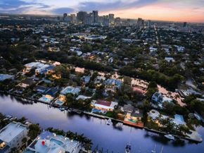 301 Hendricks Isle 6, Fort Lauderdale FL 33301