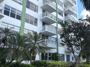 2100 Sans Souci Boulevard A1409, North Miami FL 33181
