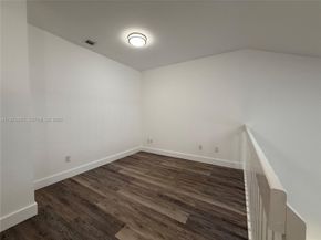 Undisclosed Address #A11974842, North Lauderdale FL 33068