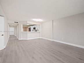 7641 Granville Drive 209, Tamarac FL 33321