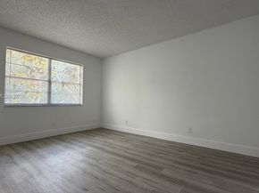 237 Lake Frances Drive 237, West Palm Beach FL 33411