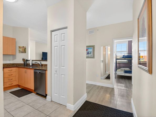 804 E Windward Way 612, Lantana FL 33462