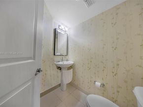480 NE 30th Street 1402, Miami FL 33137