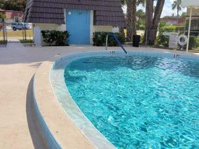 12003 Poinciana Boulevard 204, Royal Palm Beach FL 33411