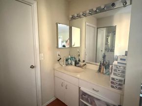 902 Coral Club Drive 902, Coral Springs FL 33071