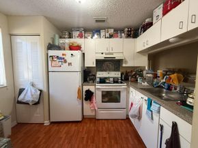 902 Coral Club Drive 902, Coral Springs FL 33071