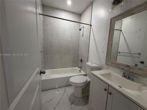 2241 N 62nd Avenue, Hollywood FL 33024
