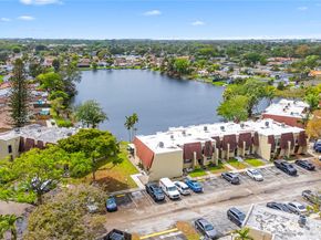 8920 Palm Tree Lane 8920, Pembroke Pines FL 33024