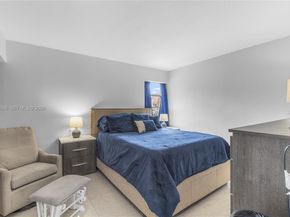 8920 Palm Tree Lane 8920, Pembroke Pines FL 33024