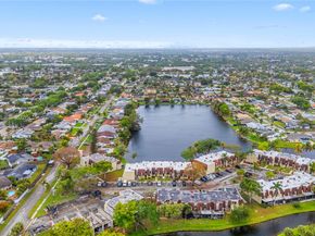 8920 Palm Tree Lane 8920, Pembroke Pines FL 33024
