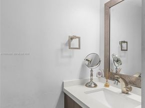 8920 Palm Tree Lane 8920, Pembroke Pines FL 33024