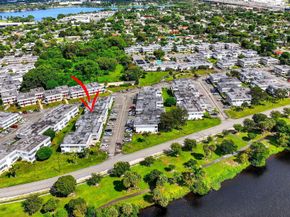 3160 Lake Osborne Dr 107, Lake Worth Beach FL 33461