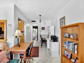 3160 Lake Osborne Dr 107, Lake Worth Beach FL 33461