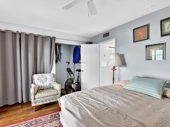 3160 Lake Osborne Dr 107, Lake Worth Beach FL 33461
