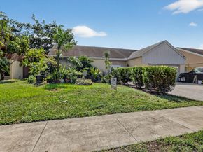 9240 S Cypress Cir, Miramar FL 33025