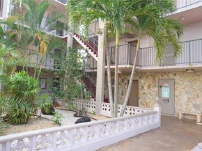 2821 Somerset Dr 203, Lauderdale Lakes FL 33311