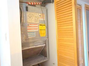 2821 Somerset Dr 203, Lauderdale Lakes FL 33311