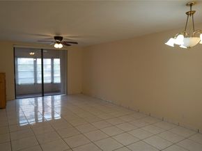 2821 Somerset Dr 203, Lauderdale Lakes FL 33311