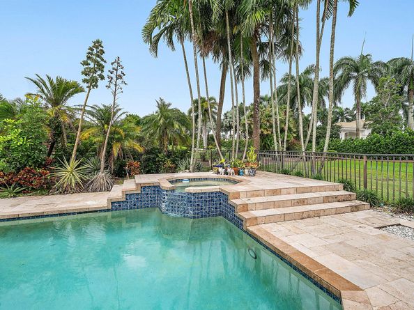 4976 Bocaire Boulevard, Boca Raton FL 33487