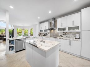 4976 Bocaire Boulevard, Boca Raton FL 33487