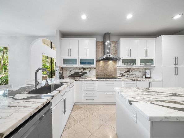 4976 Bocaire Boulevard, Boca Raton FL 33487