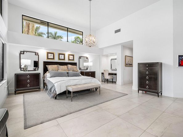 4976 Bocaire Boulevard, Boca Raton FL 33487