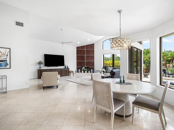 4976 Bocaire Boulevard, Boca Raton FL 33487
