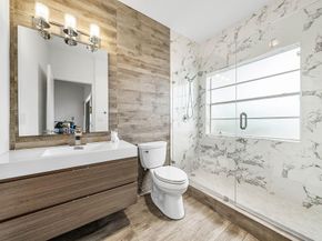 4976 Bocaire Boulevard, Boca Raton FL 33487