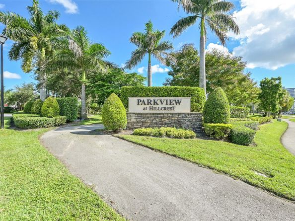 964 Banyan Dr, Hollywood FL 33021