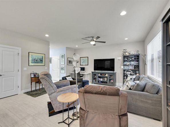 964 Banyan Dr, Hollywood FL 33021