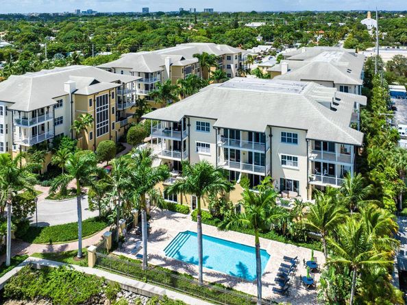 3940 N Flagler Drive 303, West Palm Beach FL 33407